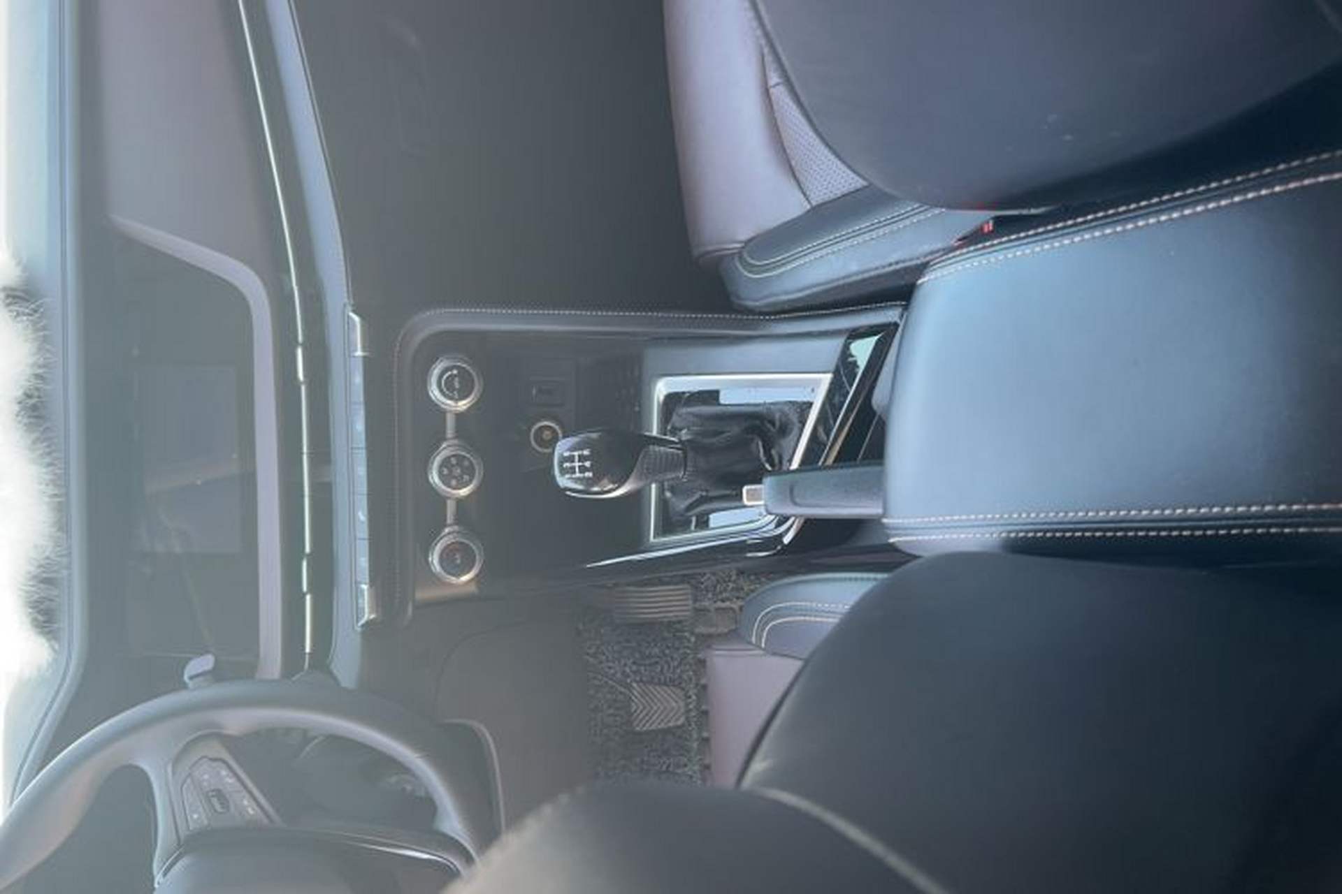 Used CHANGAN CS15 2019 1.5L Manual Entry-Level Version China VI Standard Interior 3