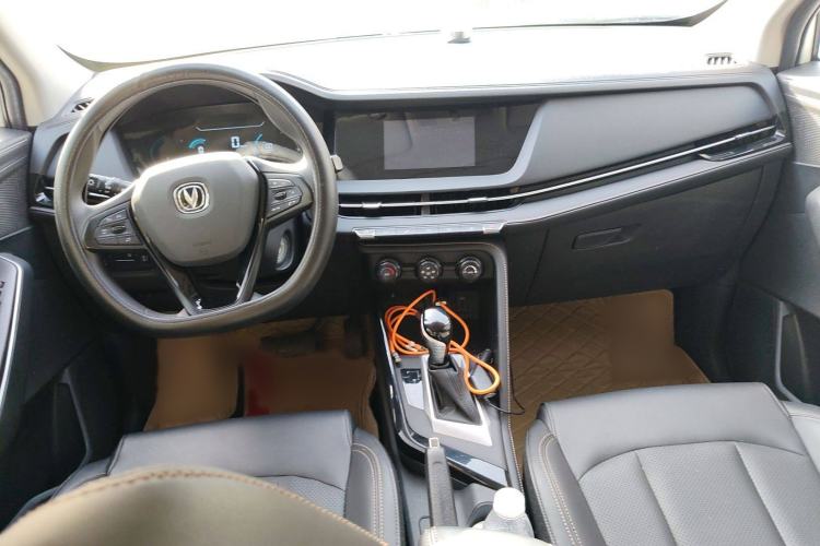 Used CHANGAN CS15 2019 1.5L Automatic Comfort Version China V Standard Interior 3