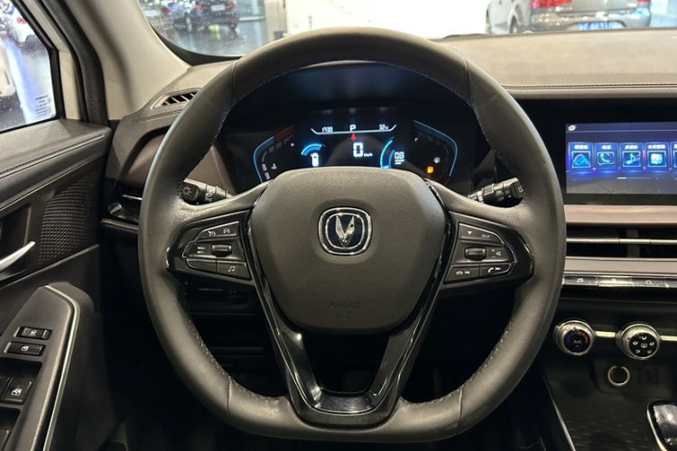 Used CHANGAN CS15 2019 1.5L Automatic Enjoyment Model China V Standard Interior 4