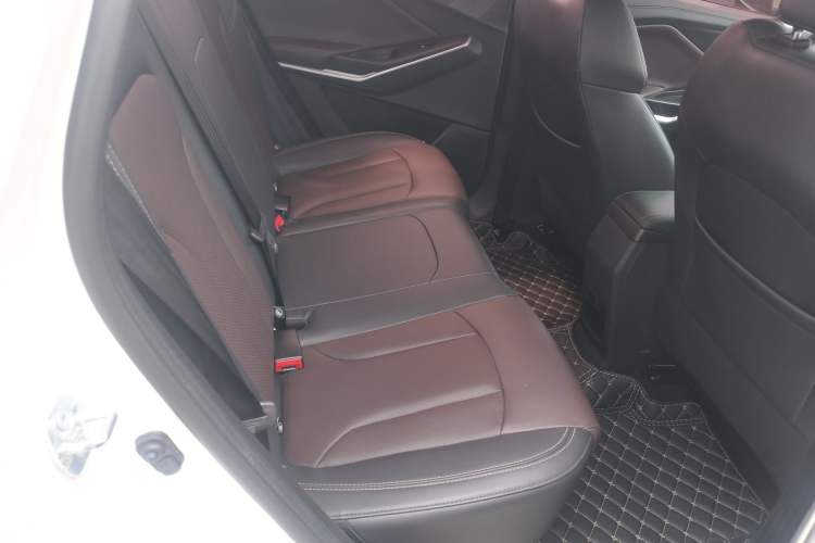 Used CHANGAN CS15 2019 1.5L Manual Entry-Level Version China V Standard Interior 4