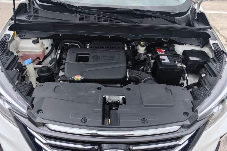 Used CHANGAN CS15 2019 1.5L Automatic Entry Model China VI Standard Interior 9