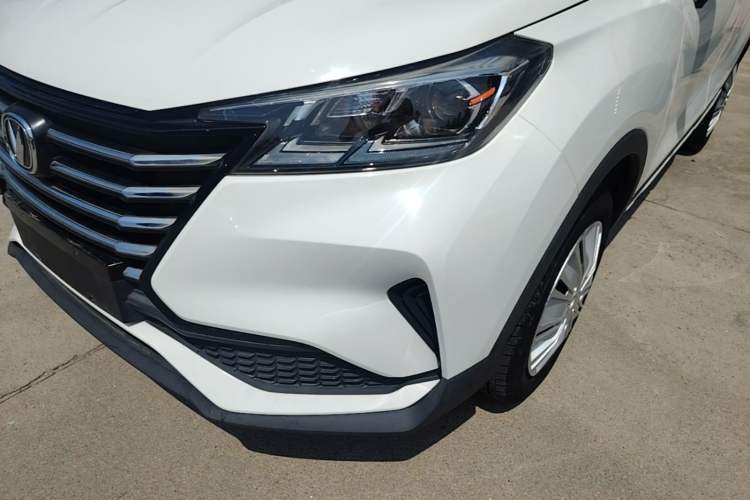 Used CHANGAN CS15 2019 1.5L Automatic Comfort Edition China VI Standard Left Front Headlight