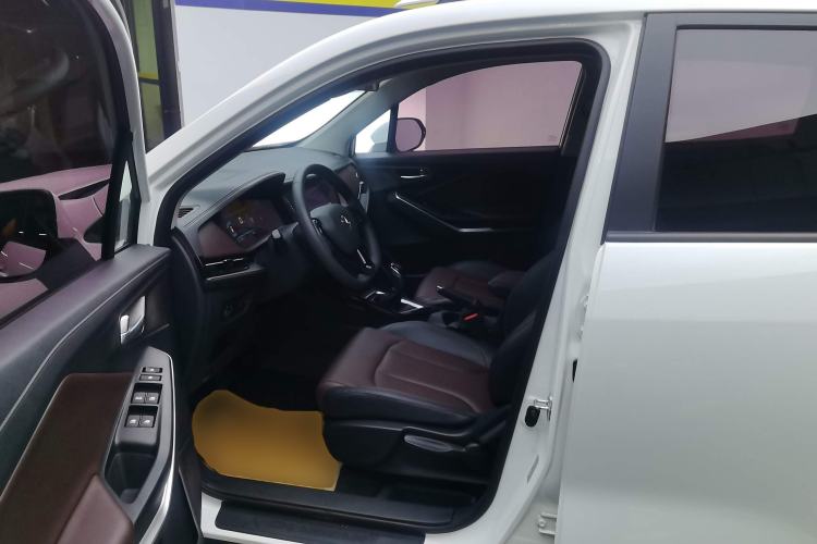 Used CHANGAN CS15 2019 1.5L Manual Entry-Level Version China VI Standard Left Front Seat