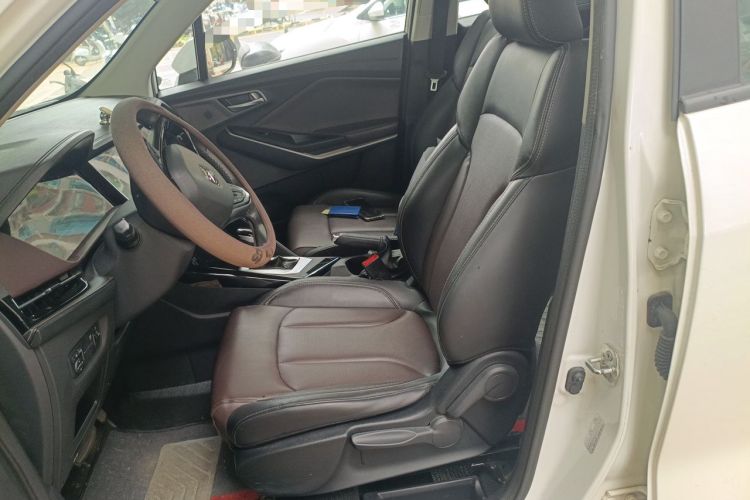 Used CHANGAN CS15 2019 1.5L Automatic Enjoyment Model China VI Standard Left Front Seat