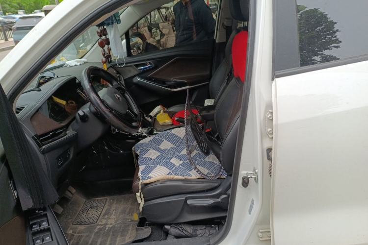 Used CHANGAN CS15 2019 1.5L Manual Entry-Level Version China VI Standard Left Front Seat