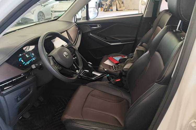 Used CHANGAN CS15 2019 1.5L Manual Entry-Level Version China VI Standard Left Front Seat