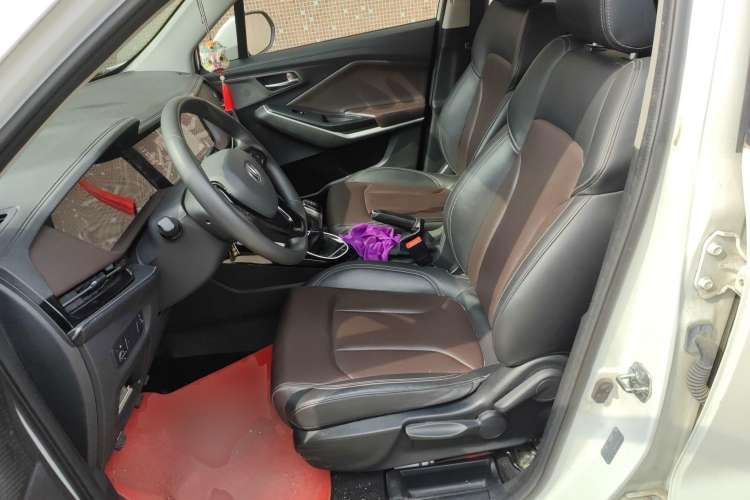 Used CHANGAN CS15 2019 1.5L Manual Entry-Level Version China VI Standard Left Front Seat