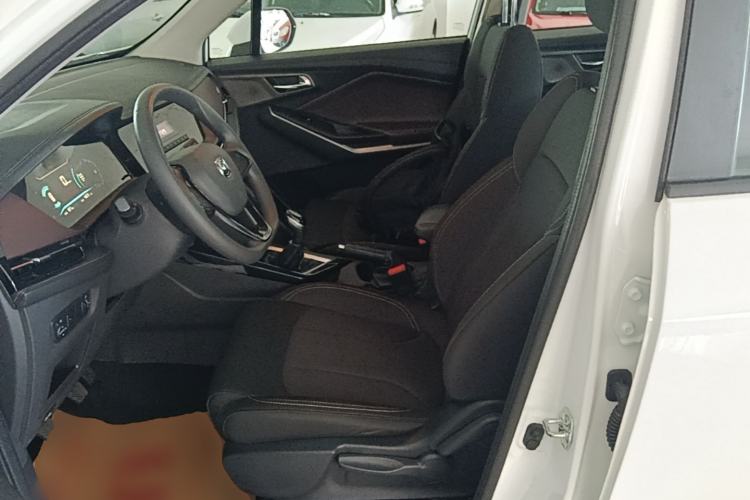 Used CHANGAN CS15 2019 1.5L Manual Comfort Model China VI Standard Left Front Seat