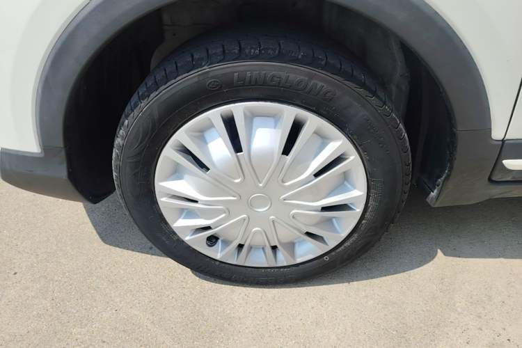 Used CHANGAN CS15 2019 1.5L Automatic Comfort Edition China VI Standard Left Front Wheel Hub