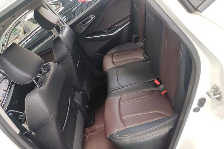 Used CHANGAN CS15 2019 1.5L Manual Enjoyment Model China VI Standard Left Rear Seat