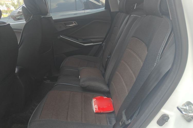 Used CHANGAN CS15 2019 1.5L Manual Comfort Model China VI Standard Left Rear Seat