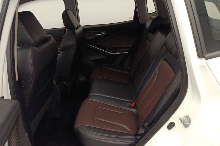 Used CHANGAN CS15 2019 1.5L Automatic Entry Model China VI Standard Left Rear Seat