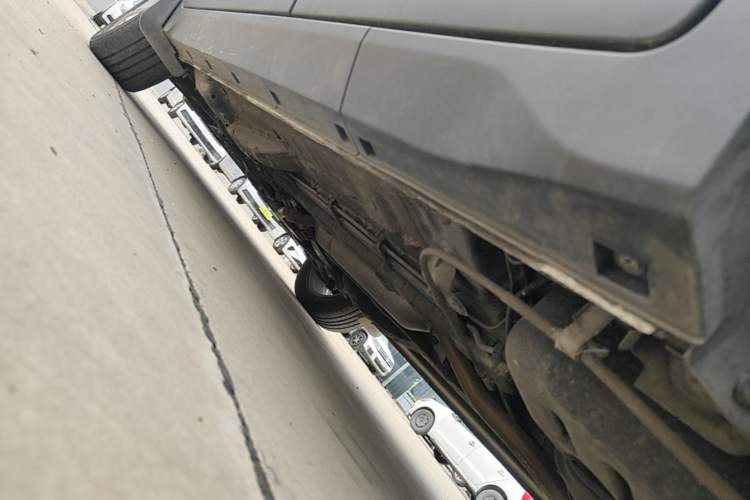 Used CHANGAN CS15 2019 1.5L Automatic Entry Model China VI Standard Left Side Sill