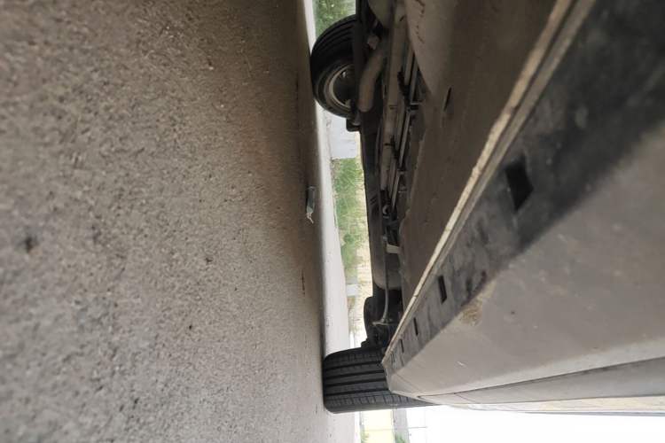 Used CHANGAN CS15 2019 1.5L Manual Entry-Level Version China VI Standard Left Side Sill