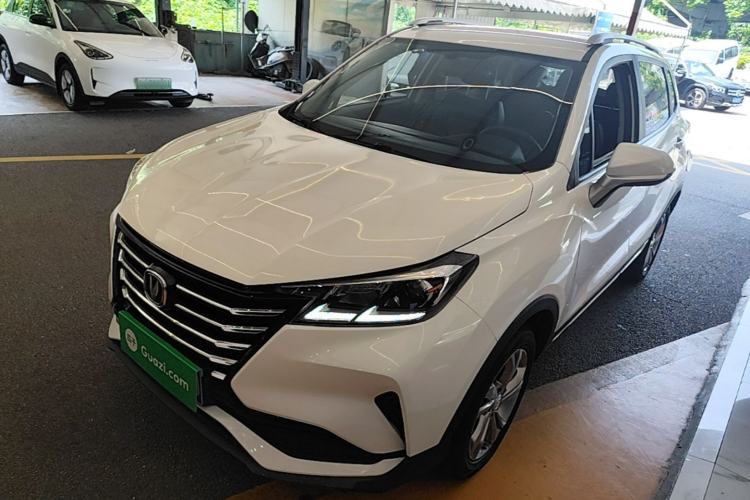 CHANGAN CS15 2019 1.5L Manual Entry-Level Version China VI Standard مستعملة Guazi used car, China used car export, Used car for sale, Used  cars, Cheapest cars for sale