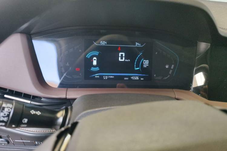 Used CHANGAN CS15 2019 1.5L Manual Enjoyment Model China VI Standard Odometer Close Up