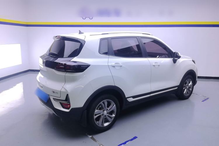 Used CHANGAN CS15 2019 1.5L Manual Entry-Level Version China VI Standard Rear Right 45 Deg