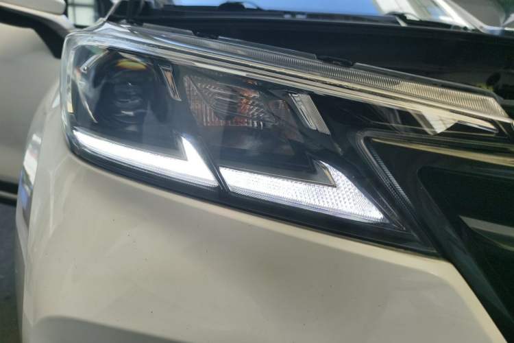 Used CHANGAN CS15 2019 1.5L Manual Enjoyment Model China VI Standard Right Front Headlight