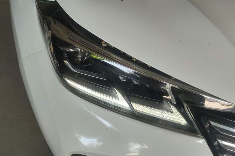 Used CHANGAN CS15 2019 1.5L Automatic Enjoyment Model China V Standard Right Front Headlight