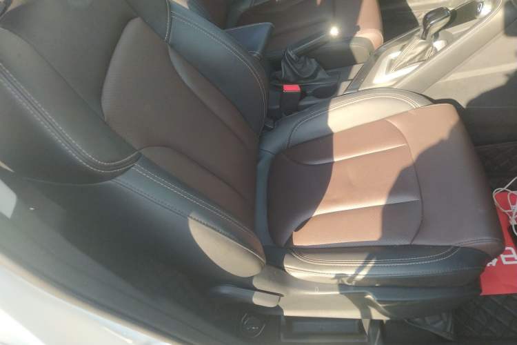 Used CHANGAN CS15 2019 1.5L Automatic Entry Model China VI Standard Right Front Seat