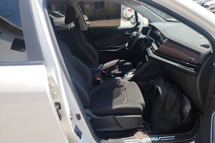 Used CHANGAN CS15 2019 1.5L Automatic Comfort Edition China VI Standard Right Front Seat