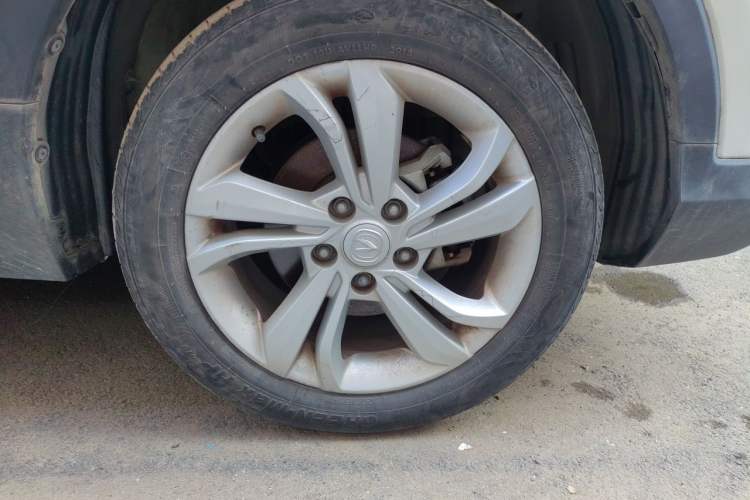 Used CHANGAN CS15 2019 1.5L Automatic Enjoyment Model China VI Standard Right Front Wheel Hub