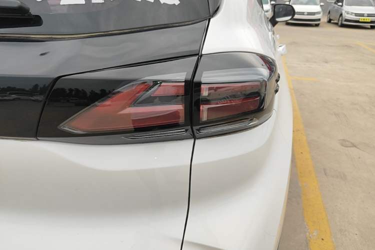 Used CHANGAN CS15 2019 1.5L Automatic Entry Model China VI Standard Right Rear Taillight