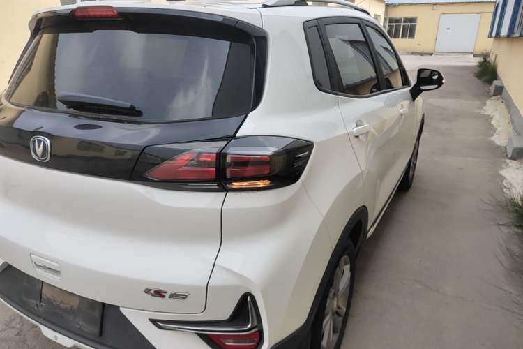 Used CHANGAN CS15 2019 1.5L Manual Entry-Level Version China VI Standard Right Rear Taillight