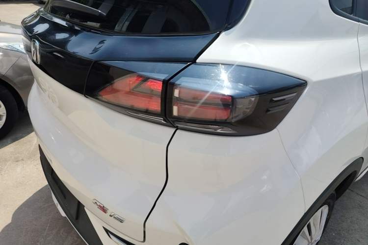 Used CHANGAN CS15 2019 1.5L Automatic Comfort Edition China VI Standard Right Rear Taillight