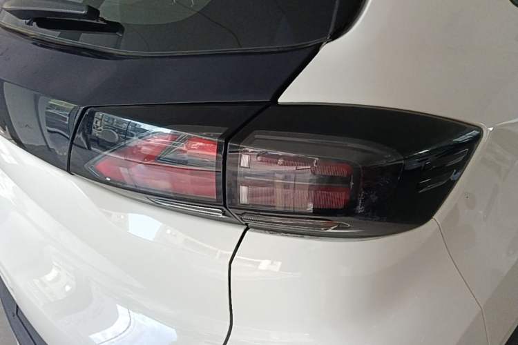 Used CHANGAN CS15 2019 1.5L Manual Comfort Model China VI Standard Right Rear Taillight