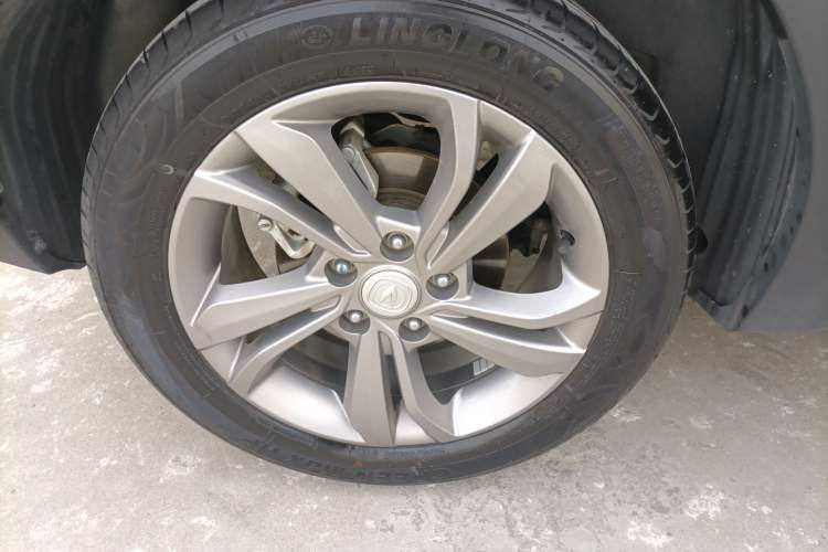 Used CHANGAN CS15 2019 1.5L Automatic Entry Model China VI Standard Right Rear Wheel Hub