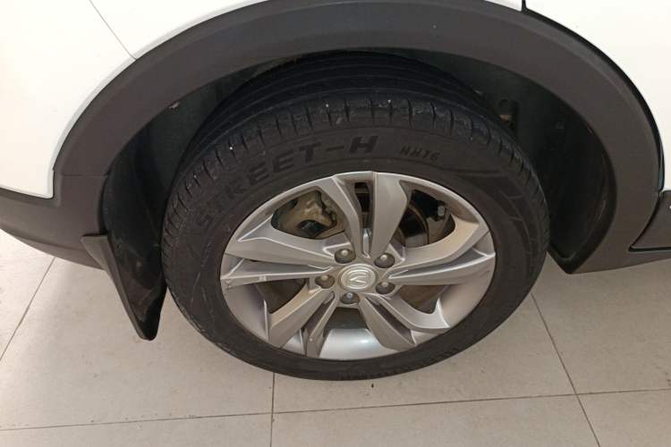 Used CHANGAN CS15 2019 1.5L Automatic Entry Model China VI Standard Right Rear Wheel Hub