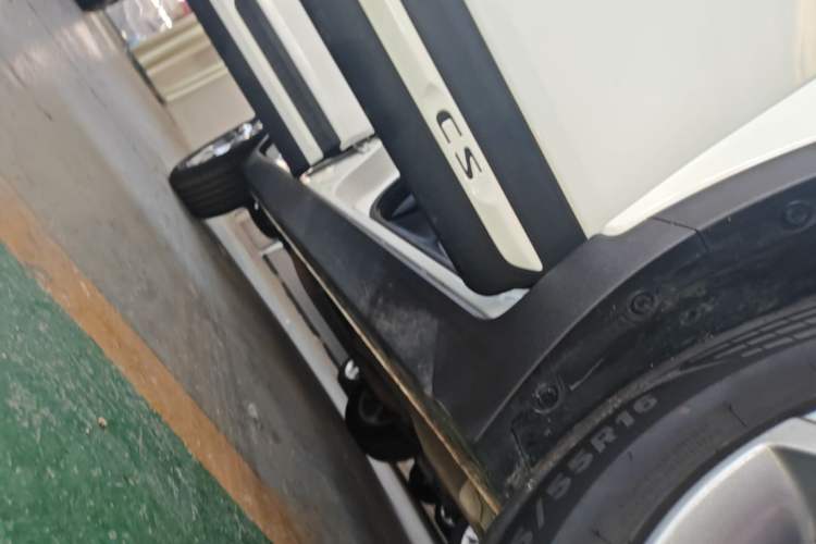 Used CHANGAN CS15 2019 1.5L Automatic Entry Model China V Standard Right Side Sill