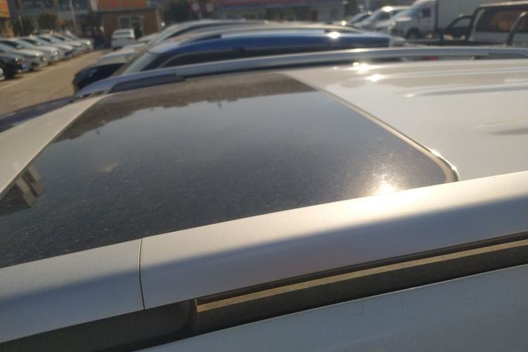 Used CHANGAN CS15 2019 1.5L Automatic Entry Model China VI Standard Roof