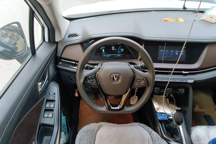 Used CHANGAN CS15 2019 1.5L Manual Entry-Level Version China VI Standard Steering Wheel