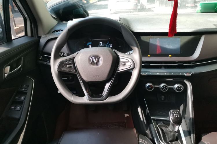 Used CHANGAN CS15 2019 1.5L Manual Entry-Level Version China VI Standard Steering Wheel