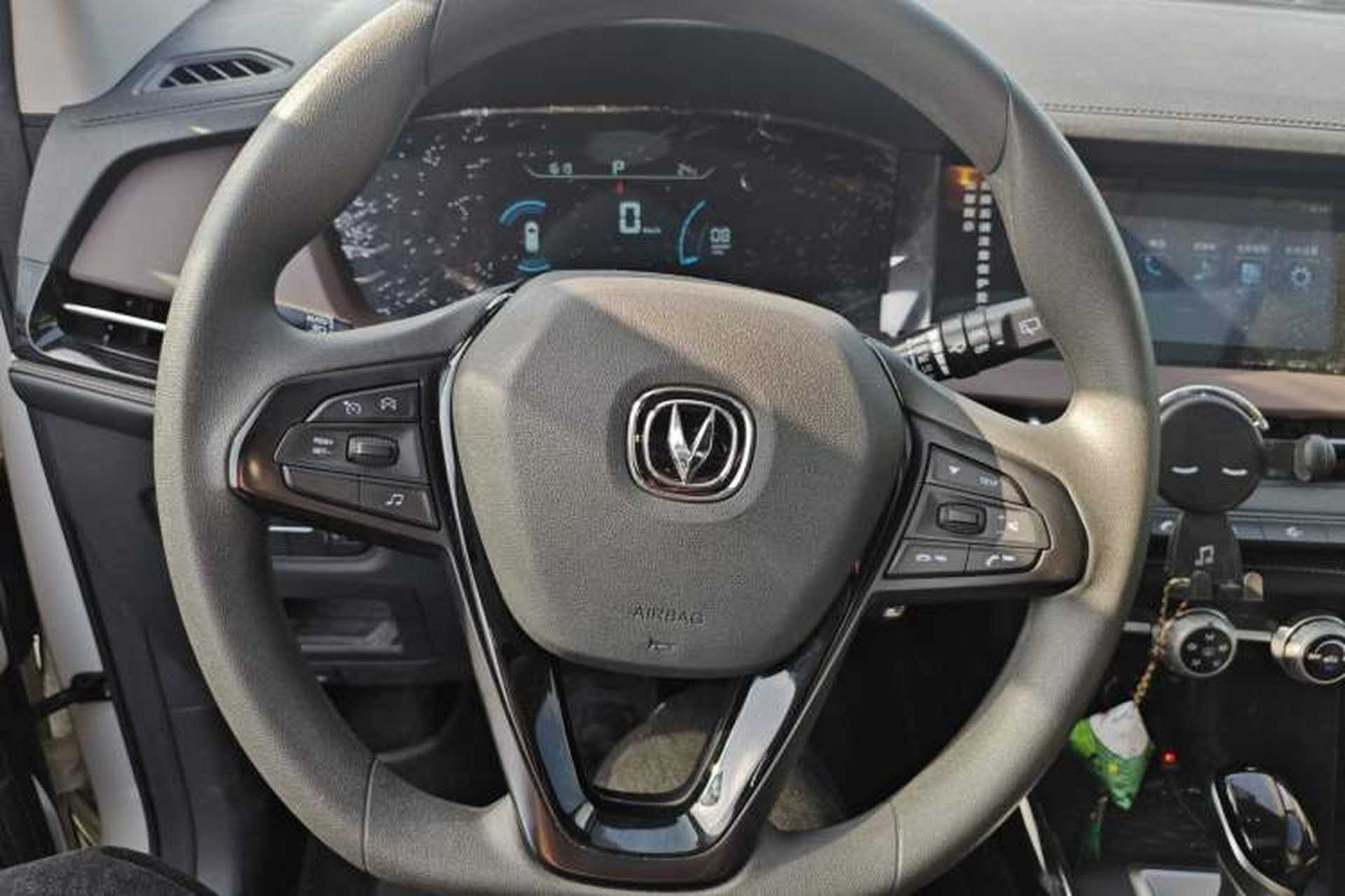 Used CHANGAN CS15 2019 1.5L Automatic Entry Model China V Standard Steering Wheel