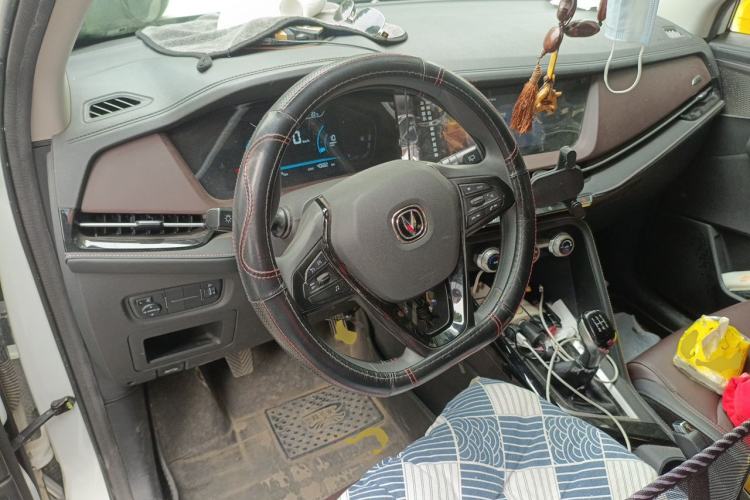 Used CHANGAN CS15 2019 1.5L Manual Entry-Level Version China VI Standard Steering Wheel
