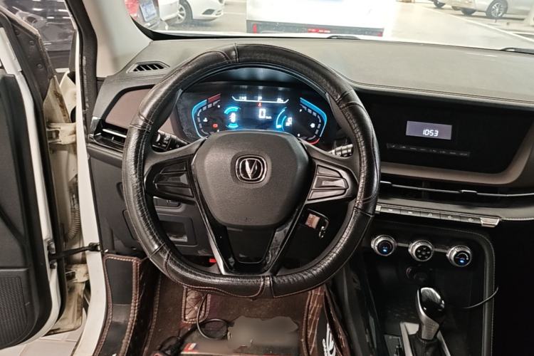 Used CHANGAN CS15 2019 1.5L Automatic Comfort Edition China VI Standard Steering Wheel