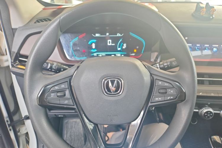 Used CHANGAN CS15 2019 1.5L Automatic Entry Model China V Standard Steering Wheel