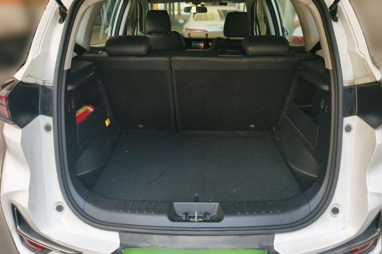 Used CHANGAN CS15 2019 1.5L Manual Enjoyment Model China VI Standard Trunk