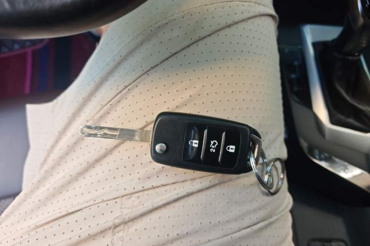 Used CHANGAN CS15 2019 1.5L Automatic Entry Model China V Standard Vehicle Key