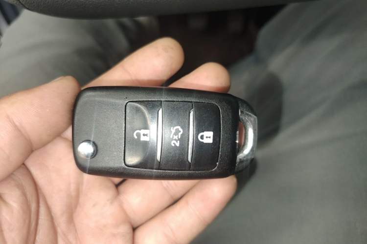 Used CHANGAN CS15 2019 1.5L Manual Entry-Level Version China VI Standard Vehicle Key