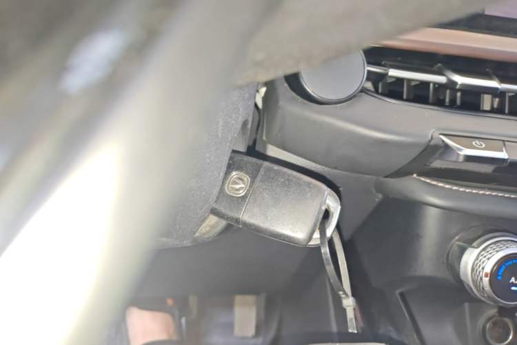Used CHANGAN CS15 2019 1.5L Automatic Entry Model China V Standard Vehicle Key