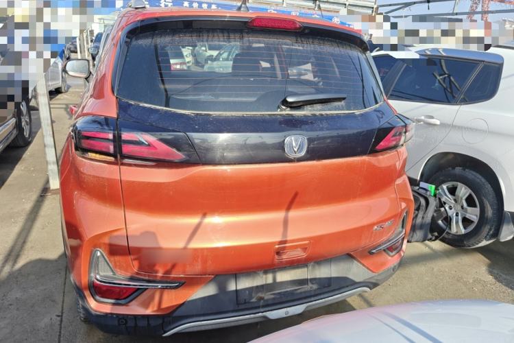 Used CHANGAN CS15 2019 1.5L Manual Entry-Level Version China VI Standard Exterior 4