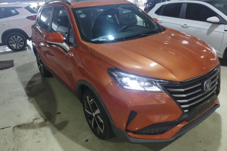 Used CHANGAN CS15 2019 1.5L Automatic Flagship Version China VI Standard Front Right 45 Deg
