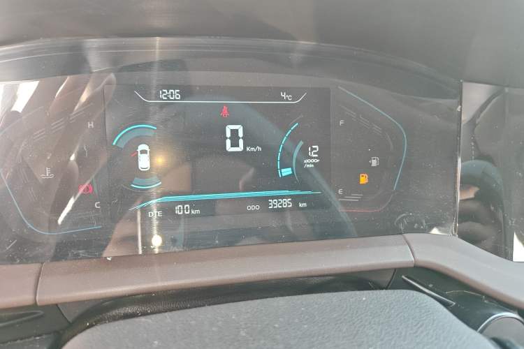 Used CHANGAN CS15 2019 1.5L Manual Entry-Level Version China VI Standard Instrument Cluster