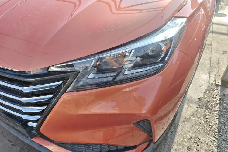 Used CHANGAN CS15 2019 1.5L Manual Entry-Level Version China VI Standard Left Front Headlight