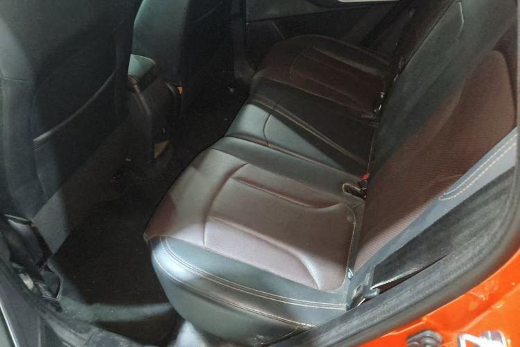 Used CHANGAN CS15 2019 1.5L Automatic Flagship Version China VI Standard Left Rear Seat