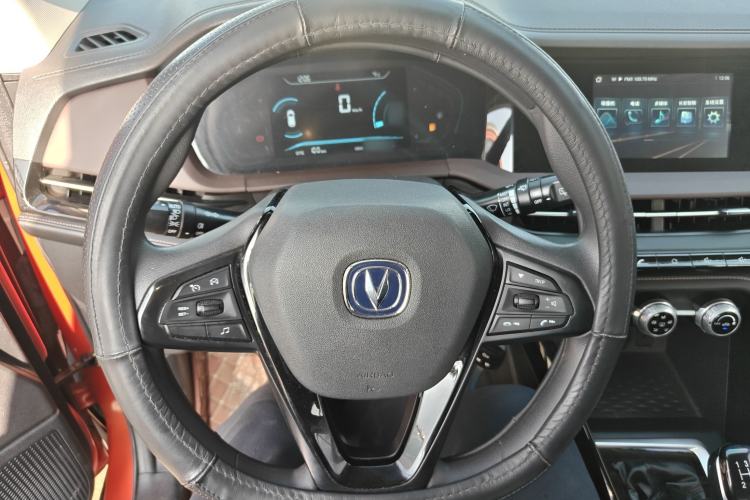 Used CHANGAN CS15 2019 1.5L Manual Entry-Level Version China VI Standard Steering Wheel